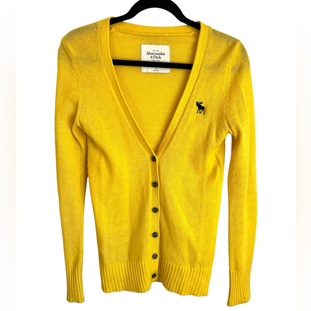 Abercrombie & Fitch Yellow Gold Women Size S Cardigan Sweater Moose Logo Fitted
